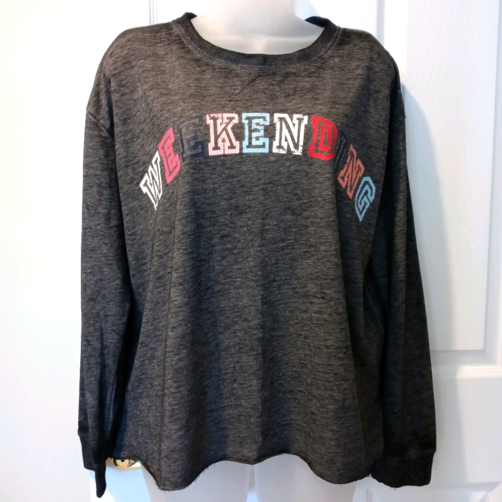 NWOT- Ladies Oversized Tee Shirt